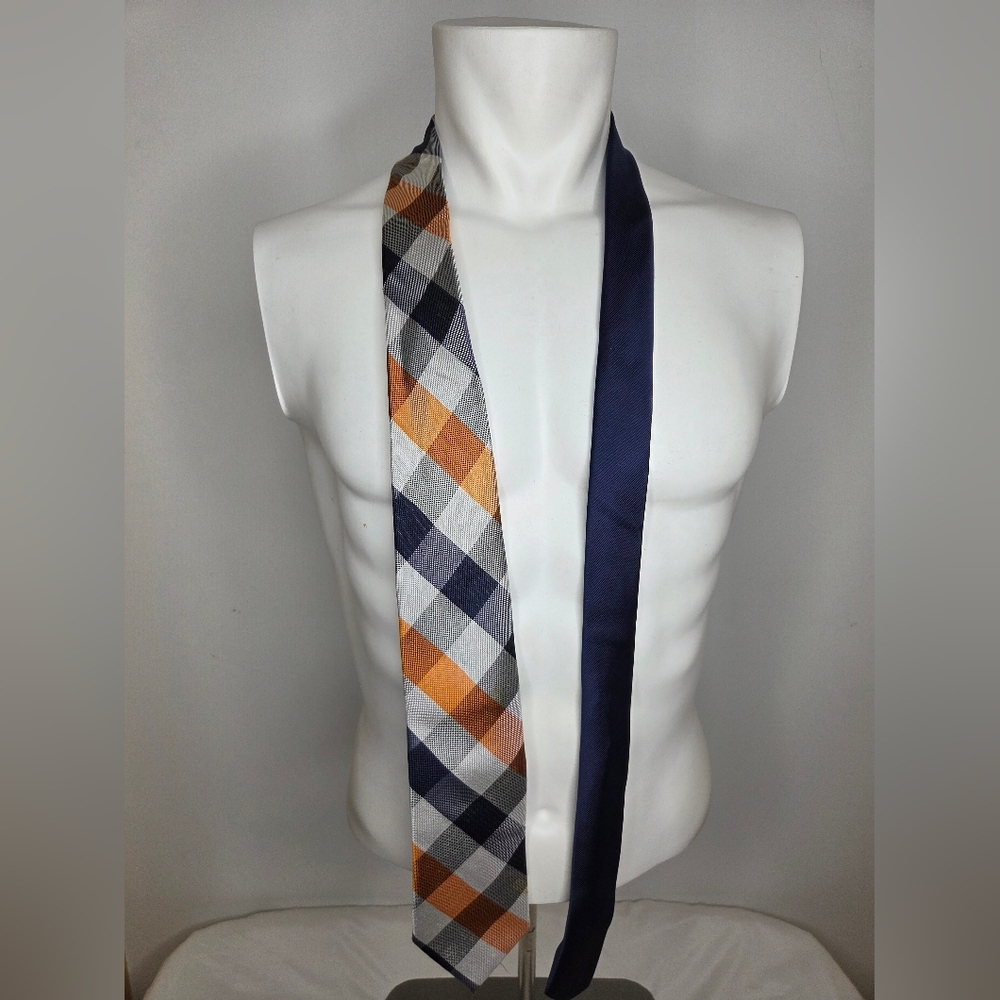 Tommy Hilfiger Navy and Orange Plaid Tie 100%silk - Picture 2 of 6